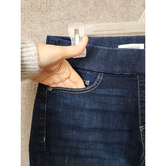 Liz Claiborne Amber Pull-On Shorts Womens 6 Blue Armour Wash Denim Stretch NEW - Picture 3 of 10